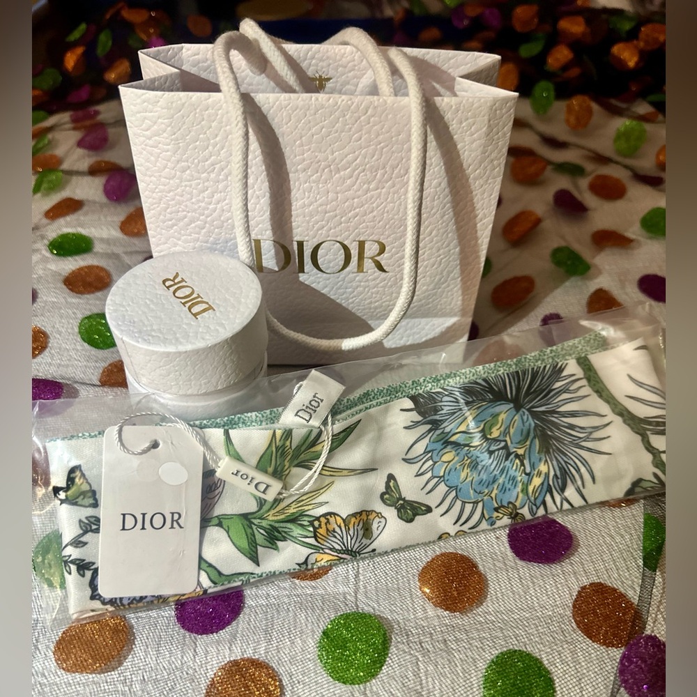 Dior Green Butterfly Twilly Scarf Gift Set GWP - Picture 4 of 10
